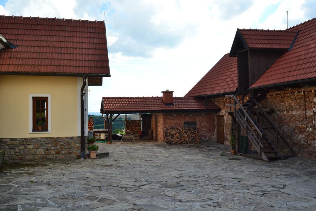 Ubytovani Na Hajence Bystrice nad Pernstejnem Exterior photo